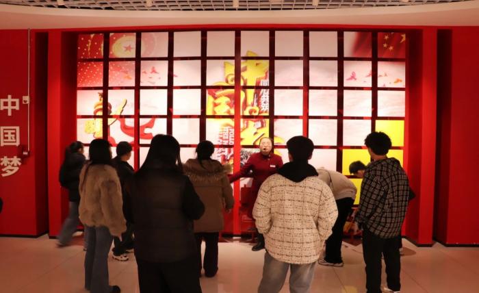 谈球吧手机版图片