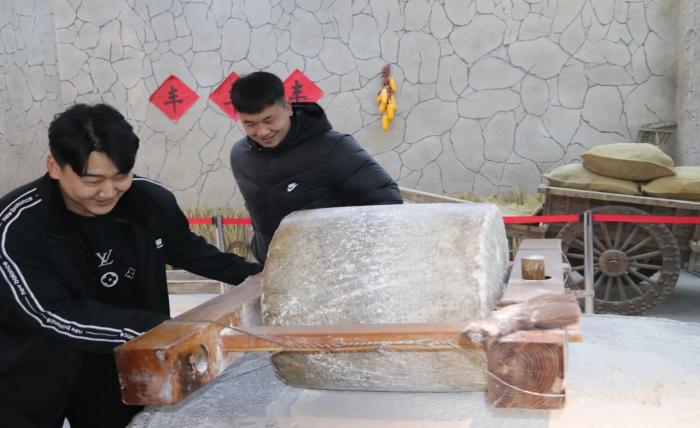 谈球吧超级联赛图片