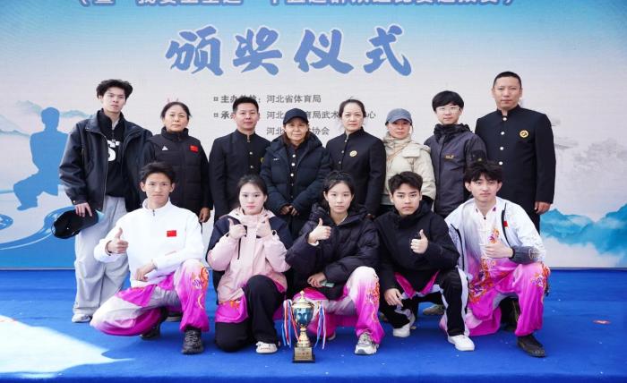 谈球吧官方指定端图片