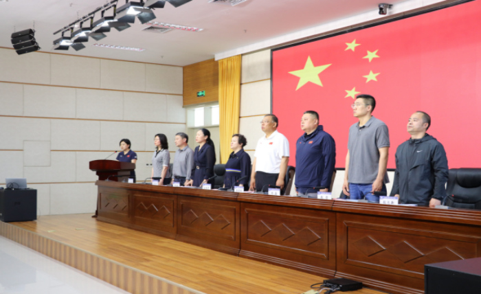 谈球吧手机版图片