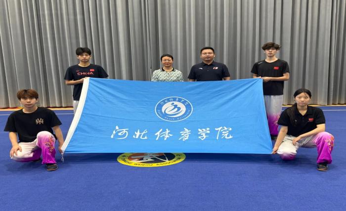 谈球吧官方线路图片
