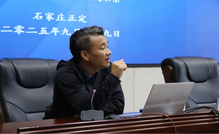 谈球吧官方线路图片