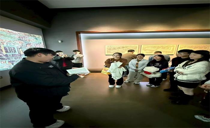 谈球吧直播图片